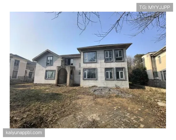 刘翔退役后住的那套别墅，光车库就比我老家还大