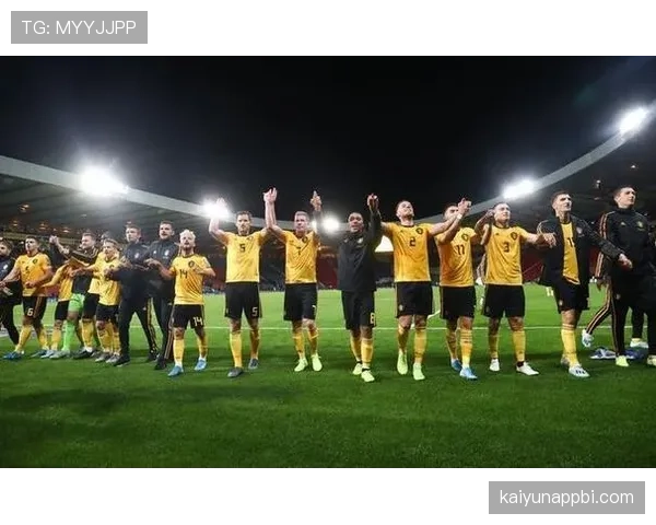 德布劳内与伊涅斯塔：创造力中场的战术功能与风格差异解析